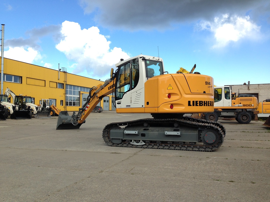 Liebherr R 914 Compact Roomikekskavaator EM Serv