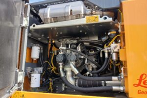Liebherr R922