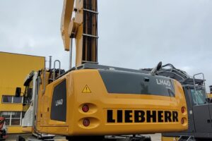LH 40 M Industrial_Photo